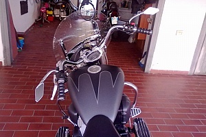 yamaha-xvs-1300-midnight-star yamaha-xvs-1300-midnight-star