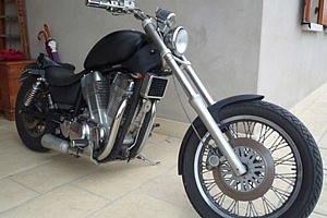 suzuki-intruder-1400