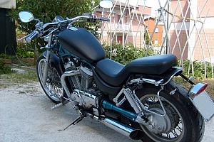 suzuki-intruder-800