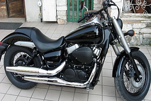 honda-vt-750-black-widow