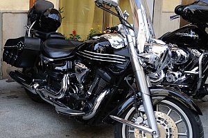 yamaha-xv-1900-midnight-star