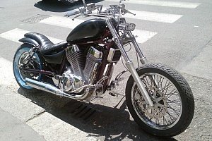 suzuki-intruder-1400