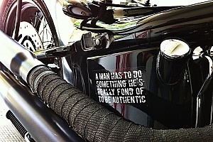harley-davidson-softail-flstsb-cross-bones