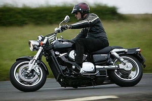 suzuki-marauder-800